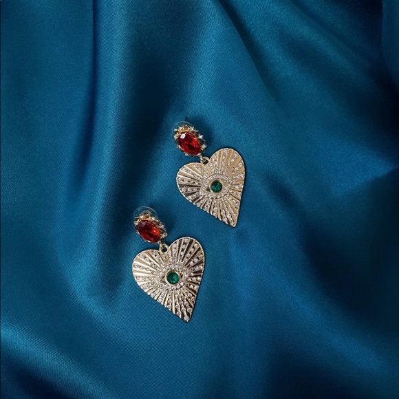 Evil Eye Heart Shaped Earrings - Picture 3 of 3